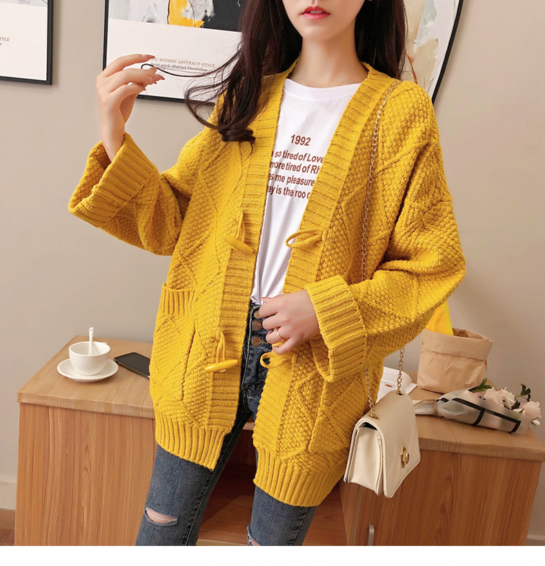 Áo khoác len màu vàng họa tiết hình thoi 2 nút trụ size lớn