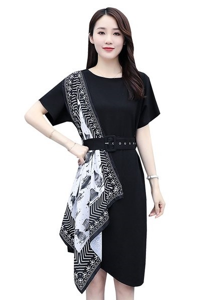 Đầm đen hoa tiết khăn 9095 size lớn