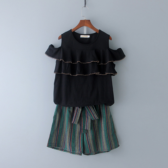 Set áo thun đen khoét vai kèm quần short vải sọc dọc xanh lá nâu size 2XL